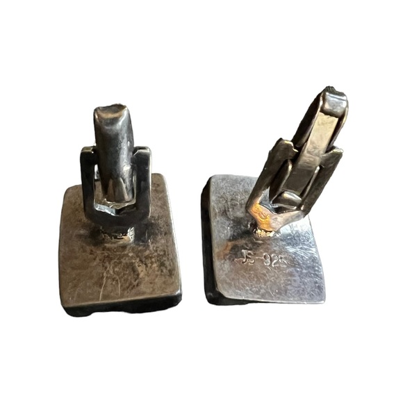 Silver Rectangle Red Cuff-Links - Picture 2 of 2